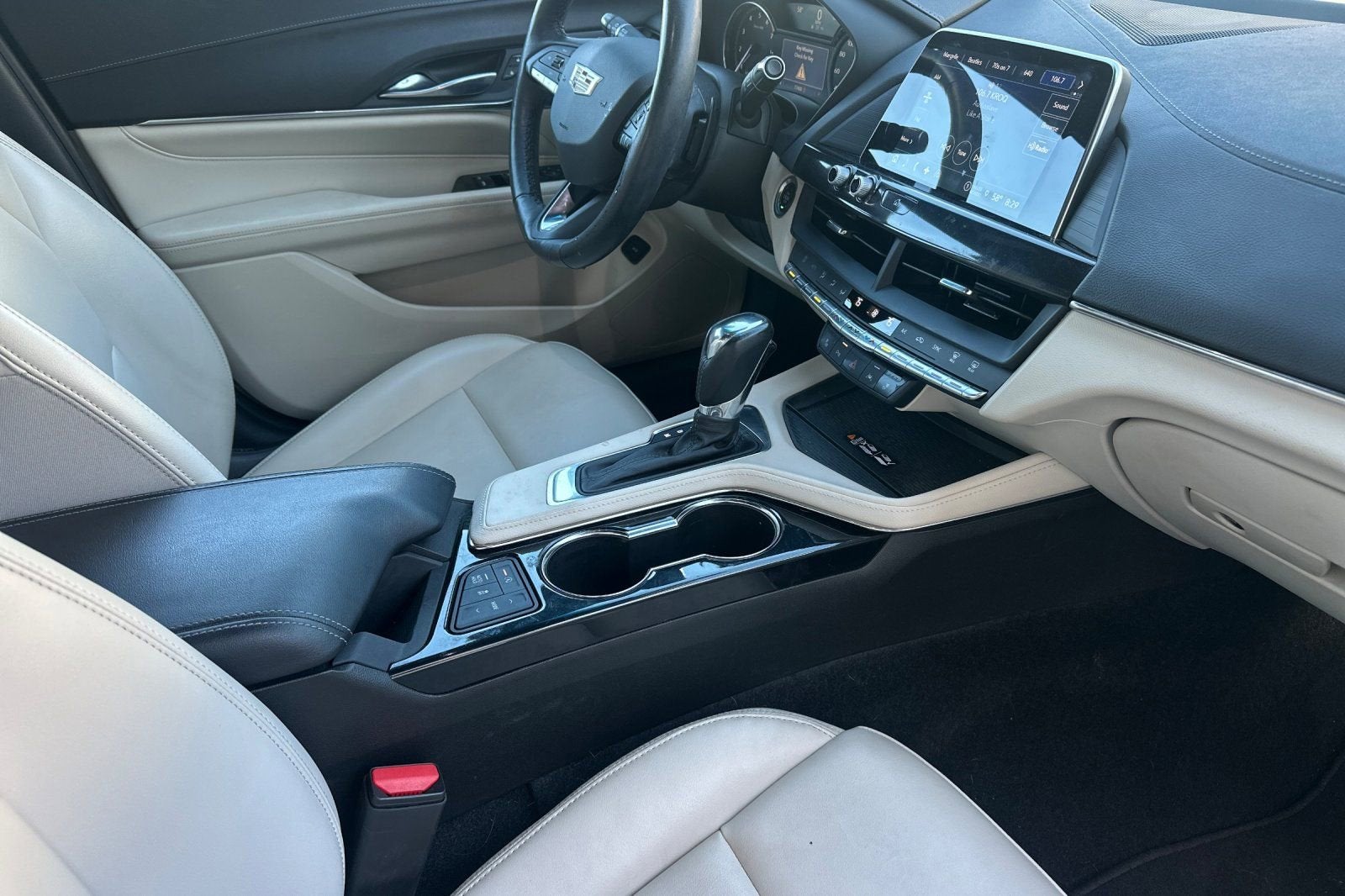 2023 Cadillac CT4 Luxury