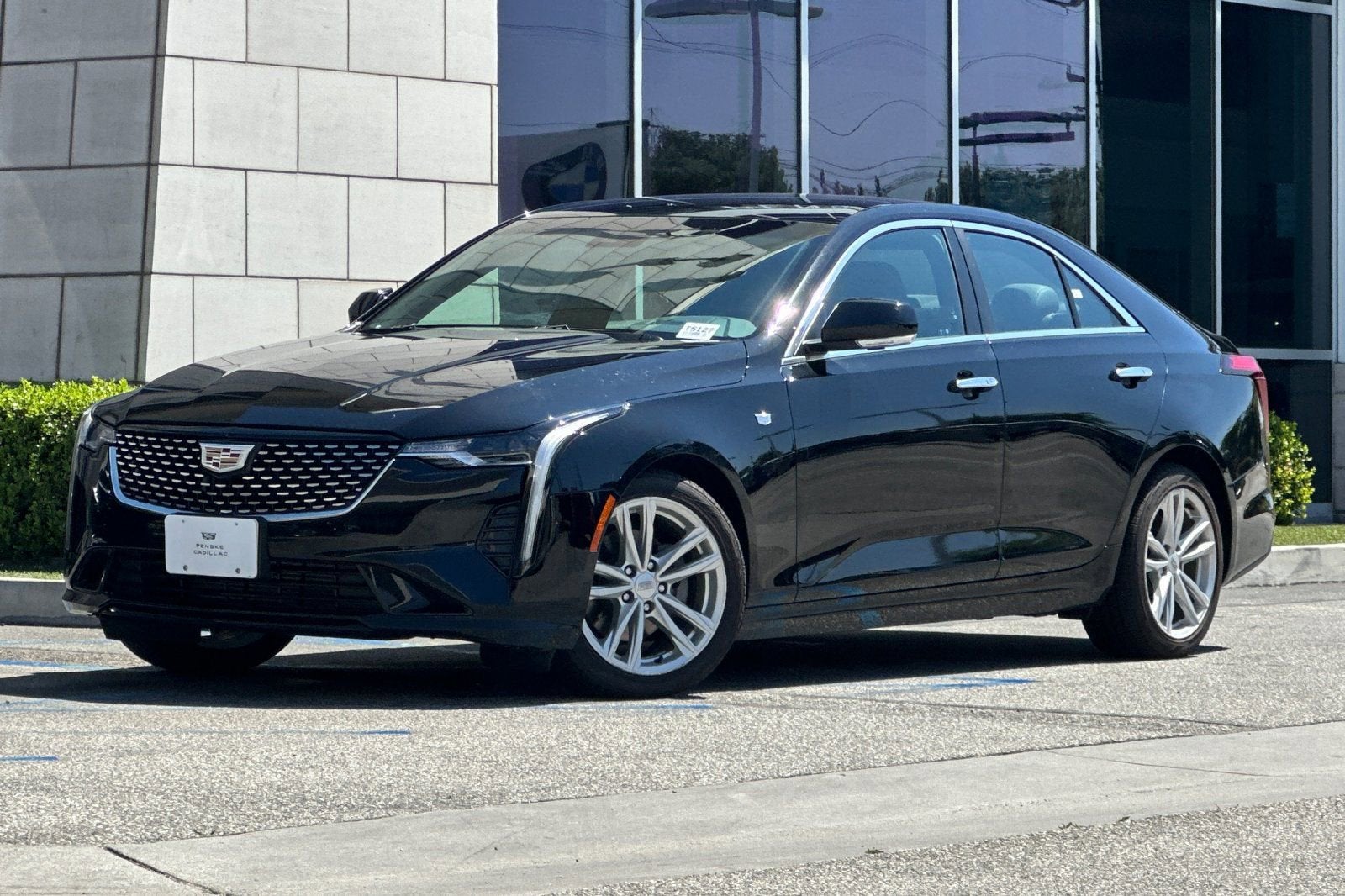 2023 Cadillac CT4 Luxury