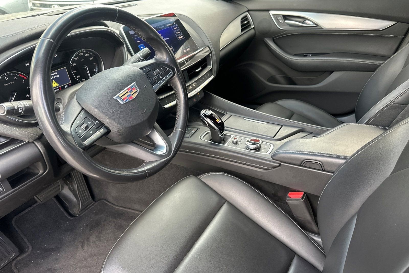 2023 Cadillac CT5 Luxury