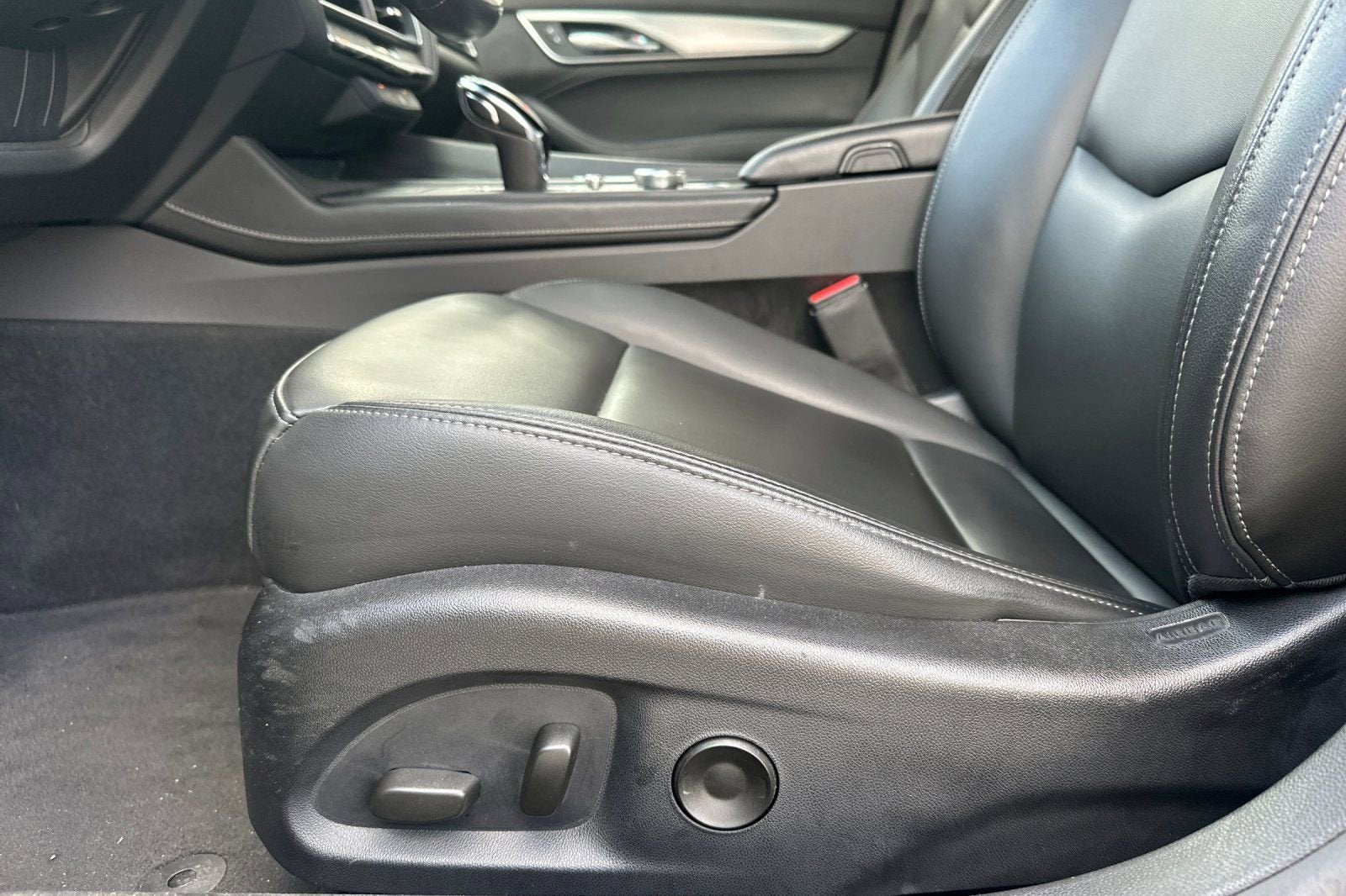 2023 Cadillac CT5 Luxury