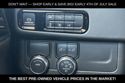 2025 GMC Yukon XL Elevation