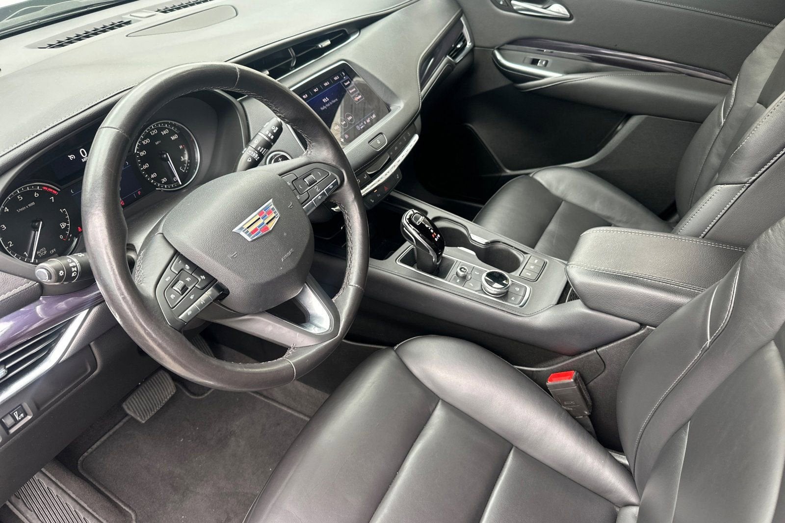 2023 Cadillac XT4 Luxury