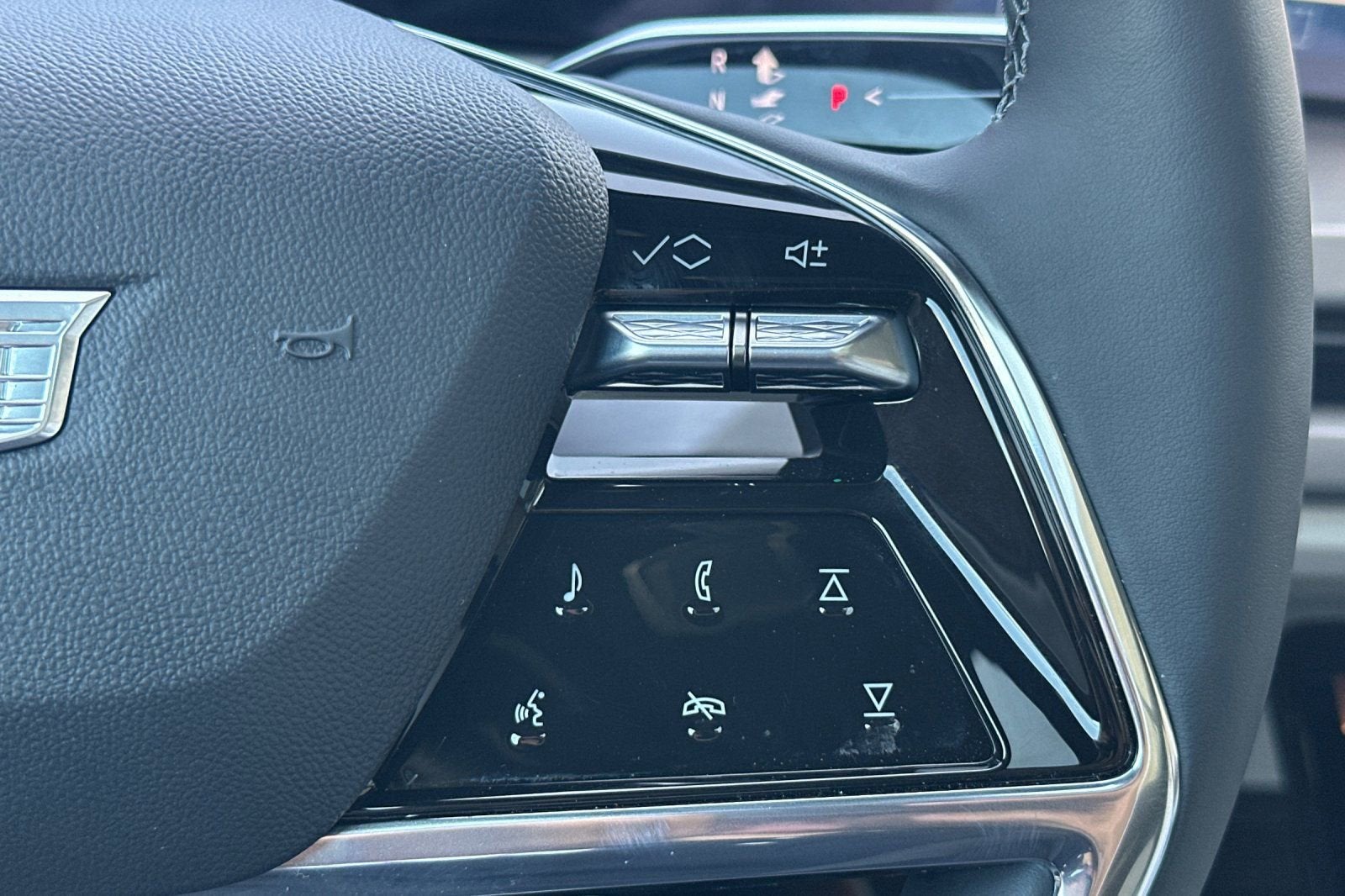 2026 Cadillac VISTIQ Luxury