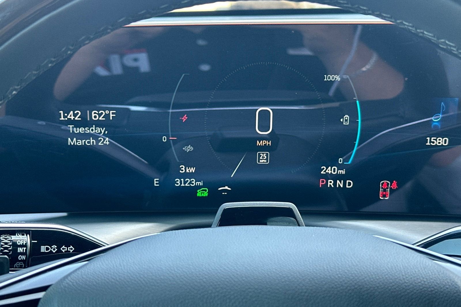 2026 Cadillac VISTIQ Luxury