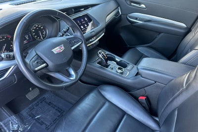 2023 Cadillac XT4 Premium Luxury