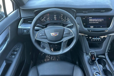 2025 Cadillac XT5 Luxury