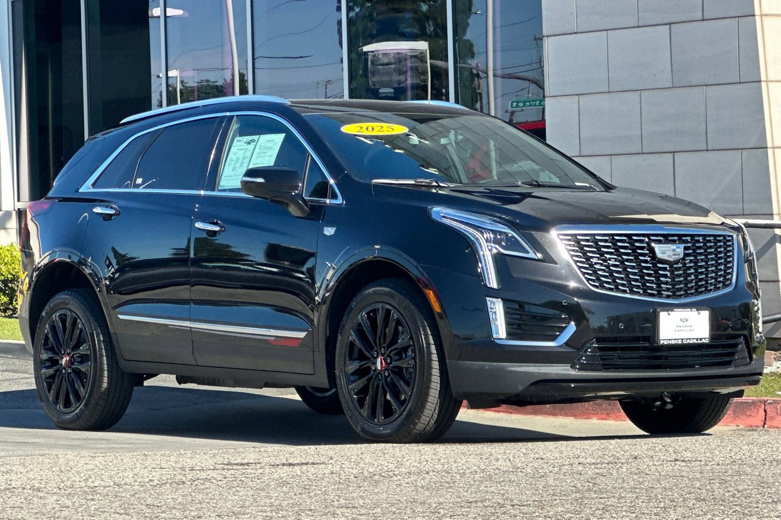 2025 Cadillac XT5 Luxury
