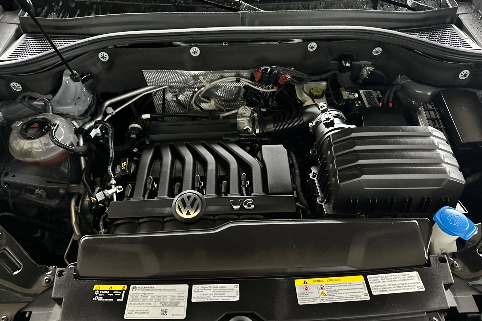 2022 Volkswagen Atlas Cross Sport 3.6L V6 SEL R-Line