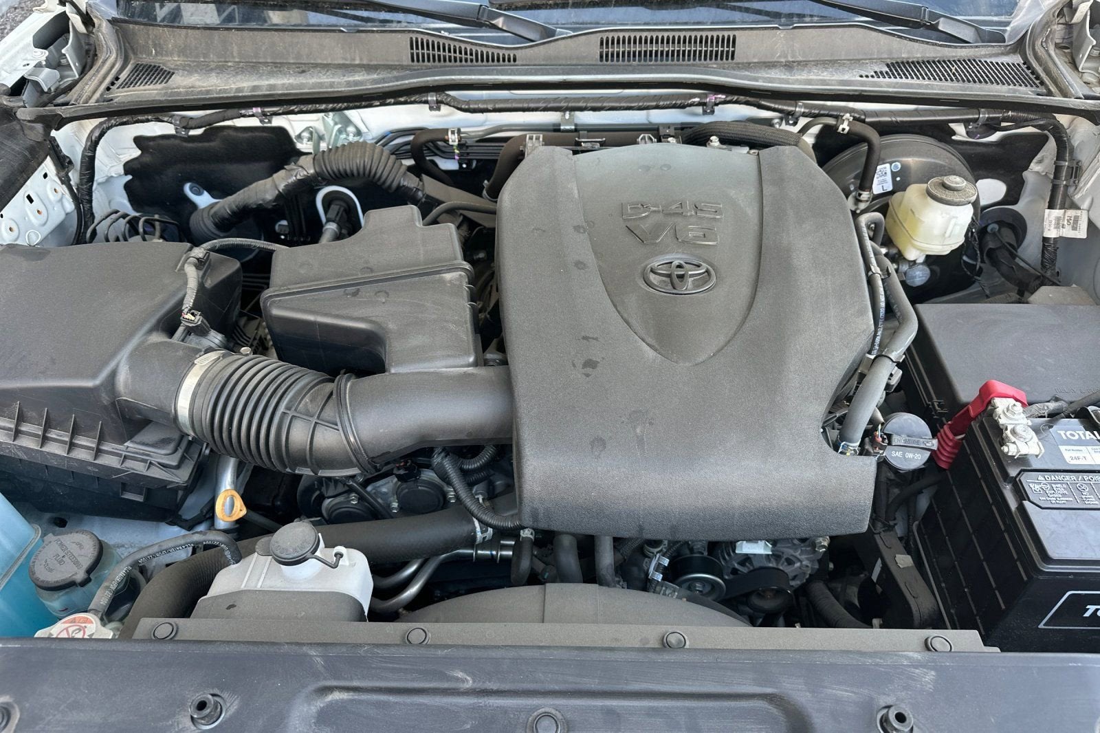 2023 Toyota Tacoma SR V6