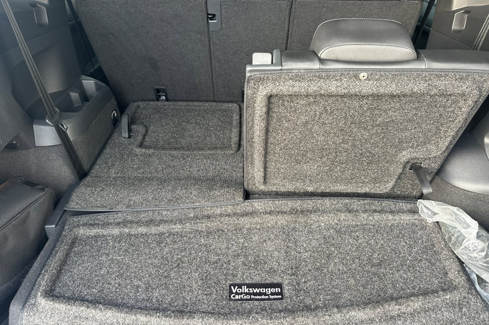 2021 Volkswagen Tiguan 2.0T SE R-Line Black