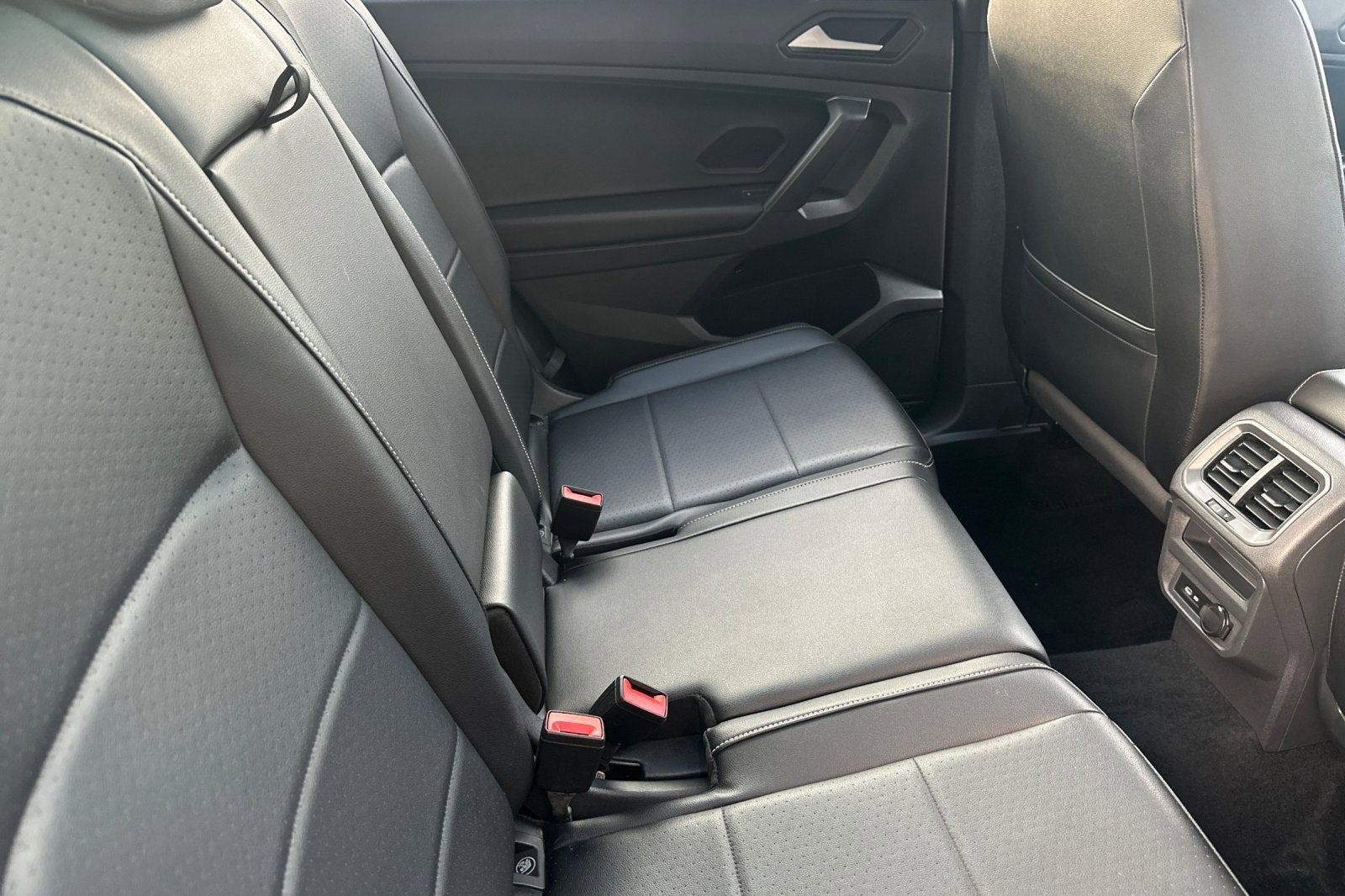 2021 Volkswagen Tiguan 2.0T SE R-Line Black