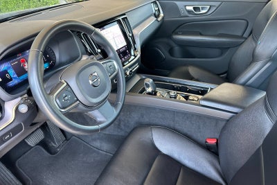 2024 Volvo S60 Core Dark Theme
