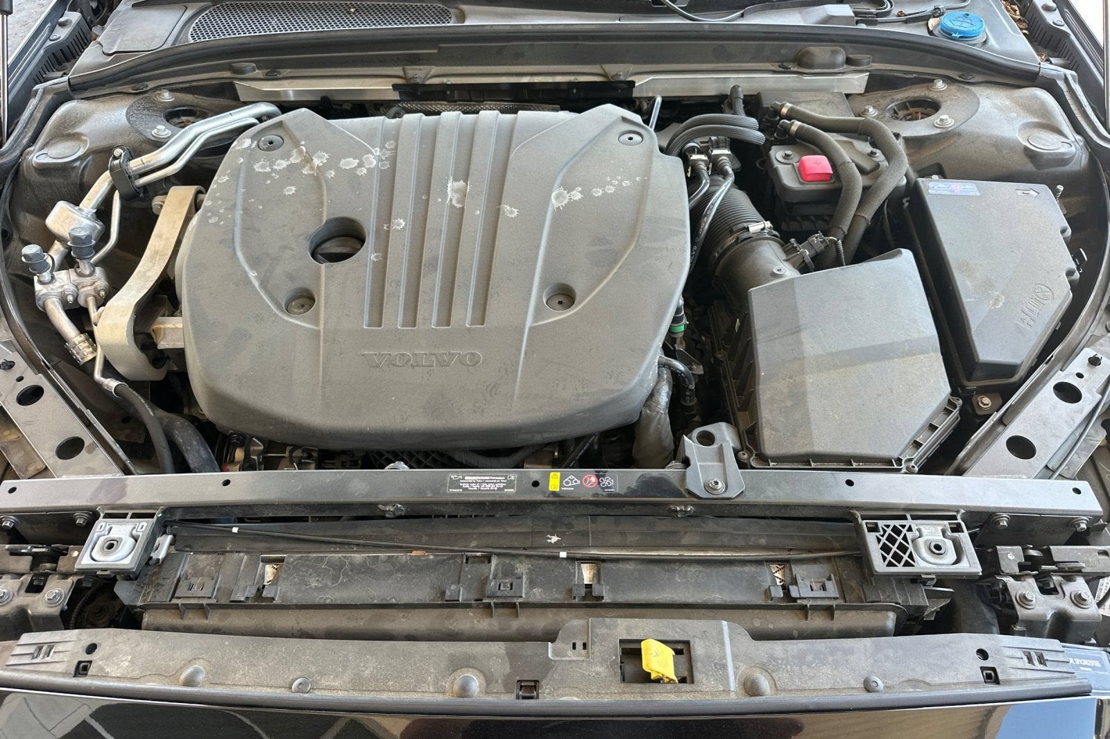 2024 Volvo S60 Core Dark Theme
