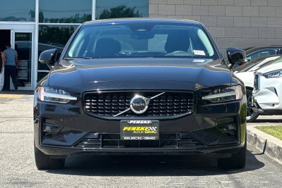 2024 Volvo S60 Core Dark Theme