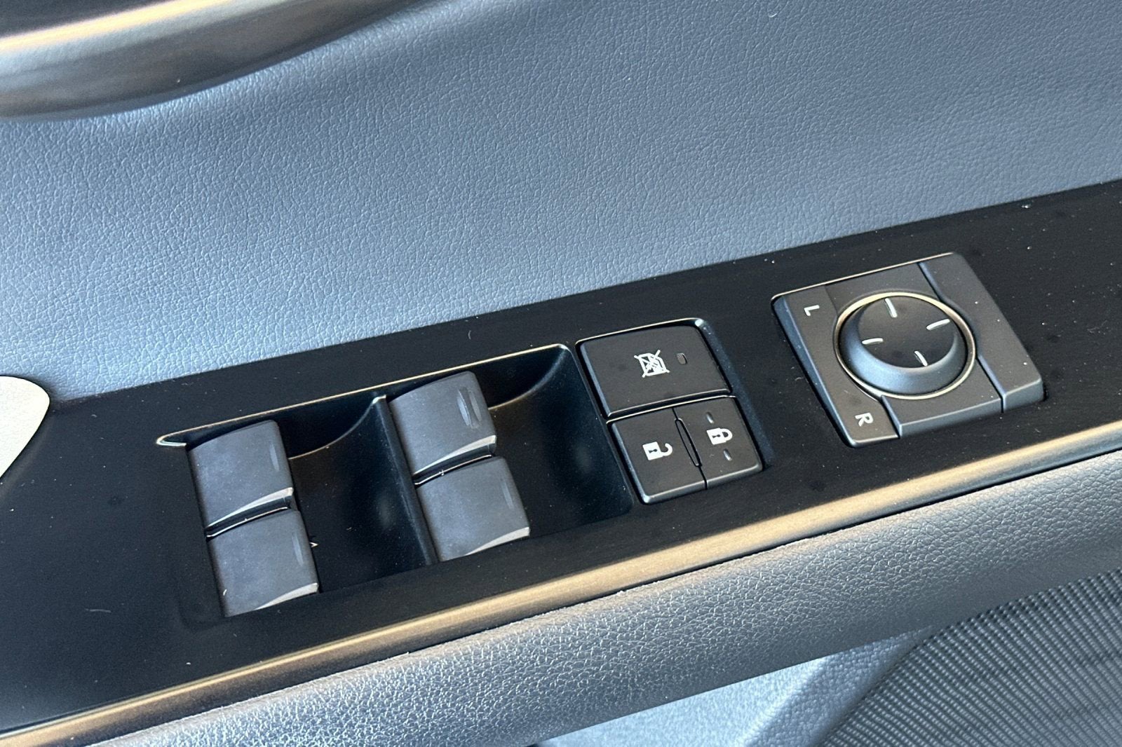 2024 Lexus UX UX 250h F SPORT Design