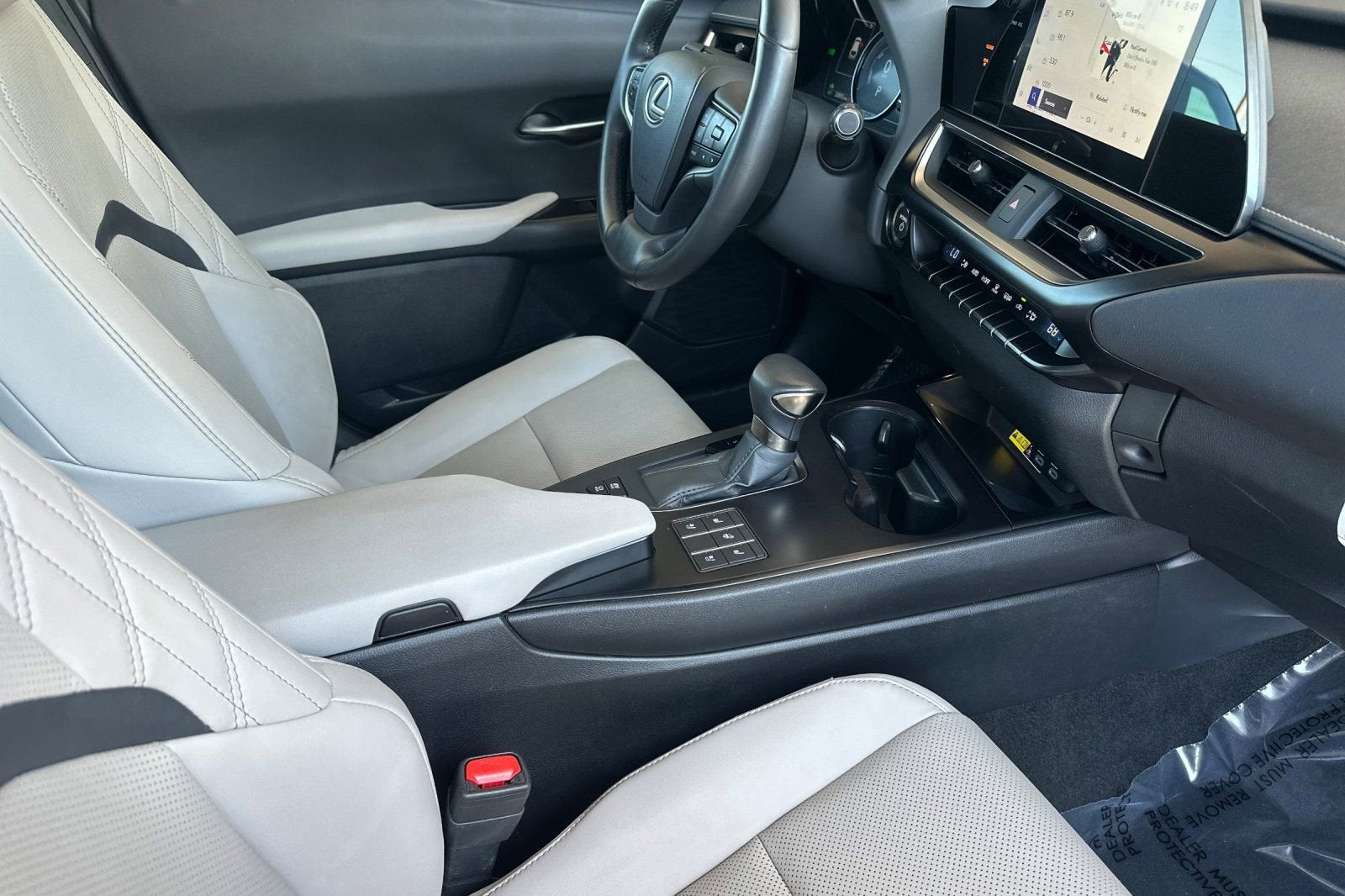 2024 Lexus UX UX 250h F SPORT Design