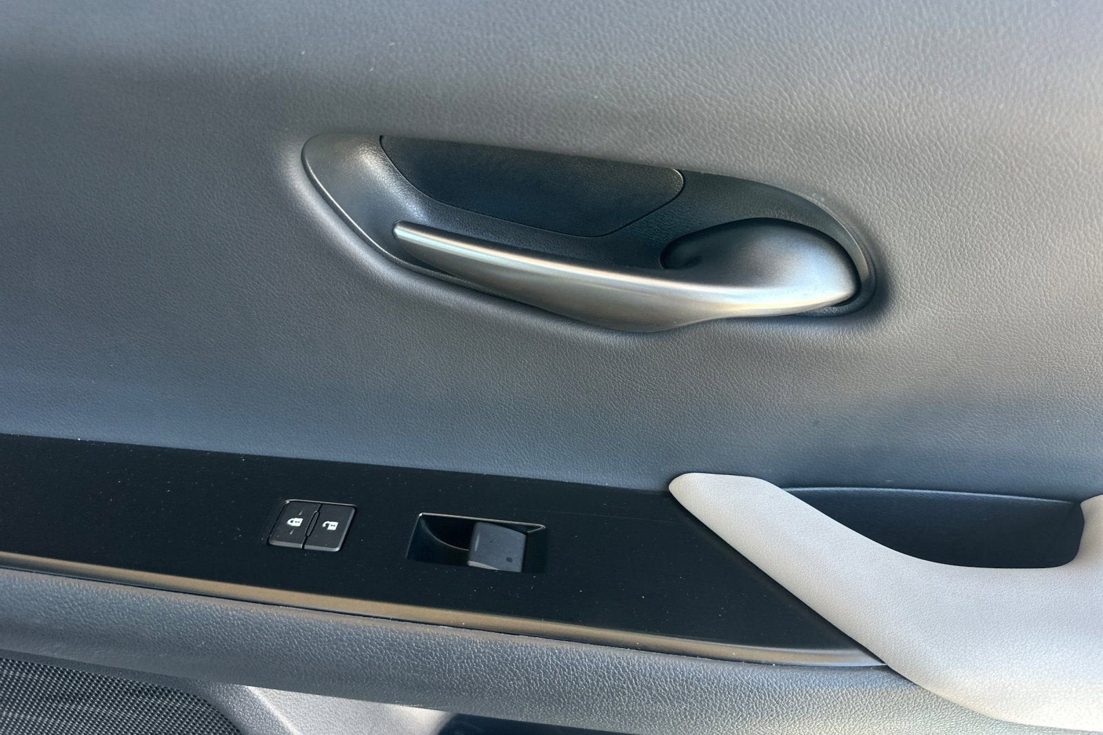 2024 Lexus UX UX 250h F SPORT Design