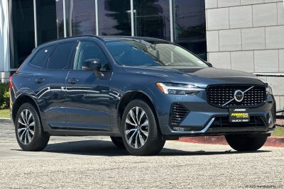 2024 Volvo XC60 Core Dark Theme
