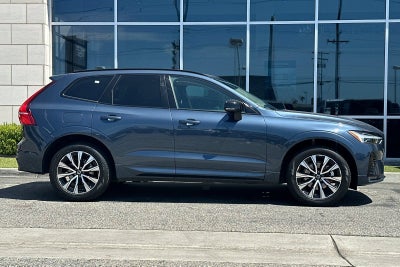 2024 Volvo XC60 Core Dark Theme