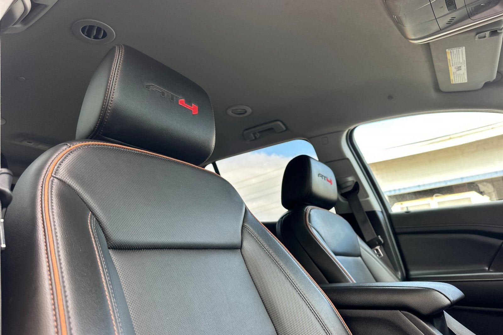 2023 GMC Acadia AT4
