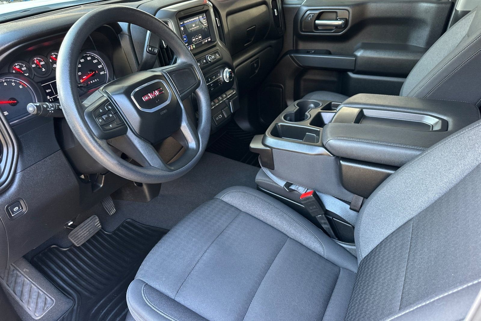 2024 GMC Sierra 1500 Pro