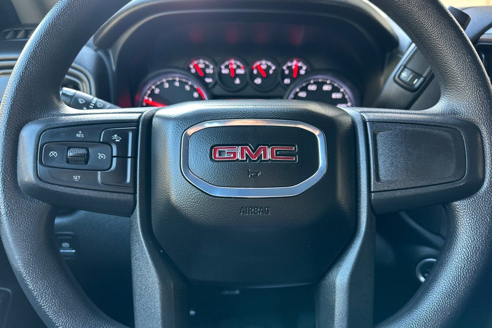 2024 GMC Sierra 1500 Pro