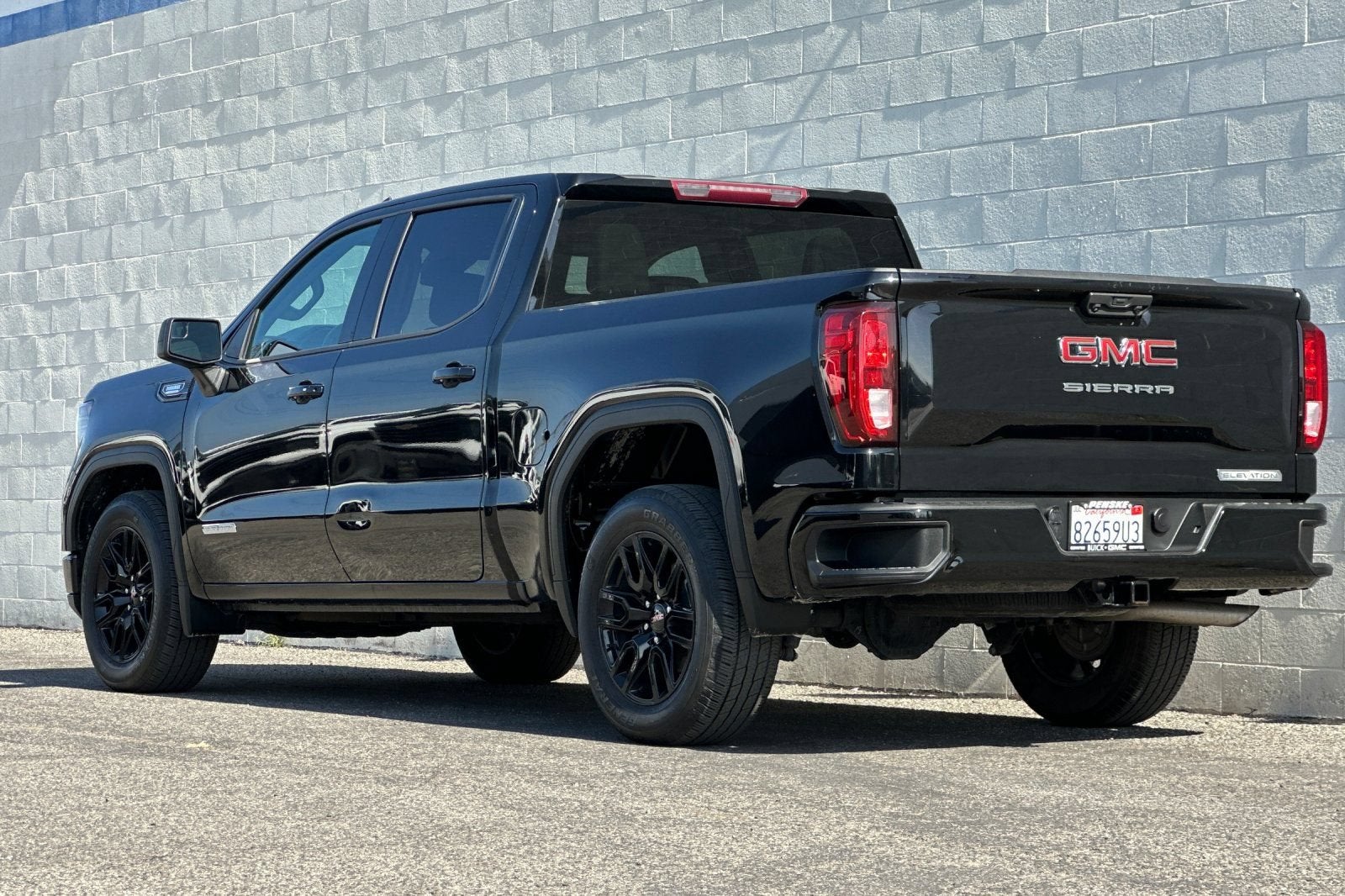 2023 GMC Sierra 1500 Elevation