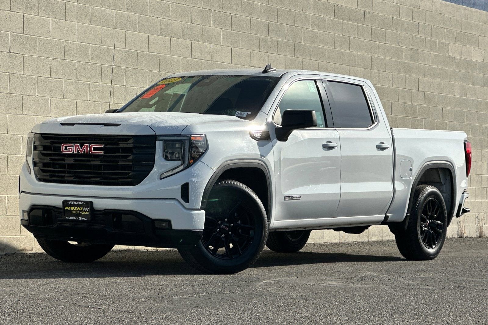 2023 GMC Sierra 1500 Elevation
