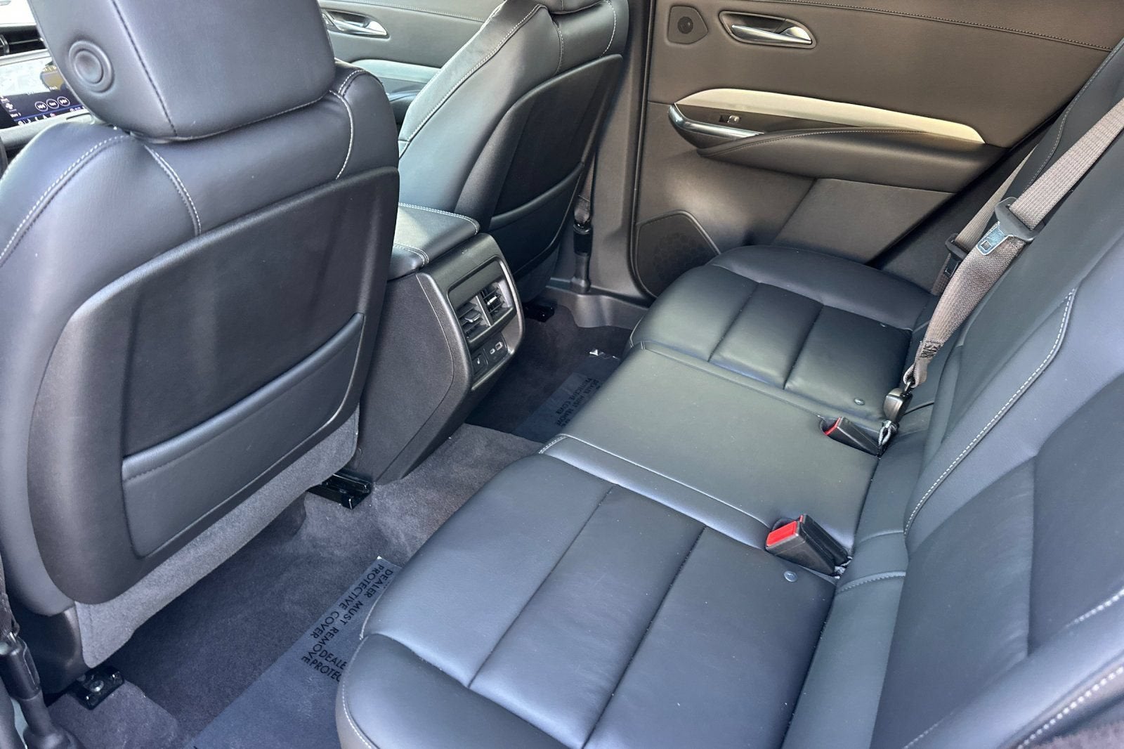 2023 Cadillac XT4 FWD Premium Luxury