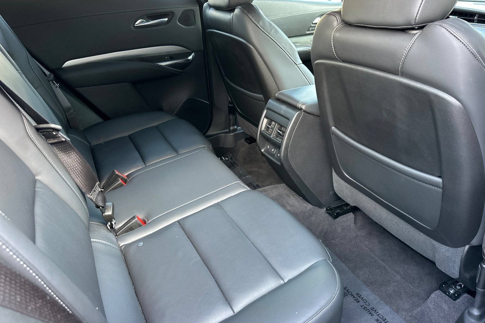 2023 Cadillac XT4 FWD Premium Luxury