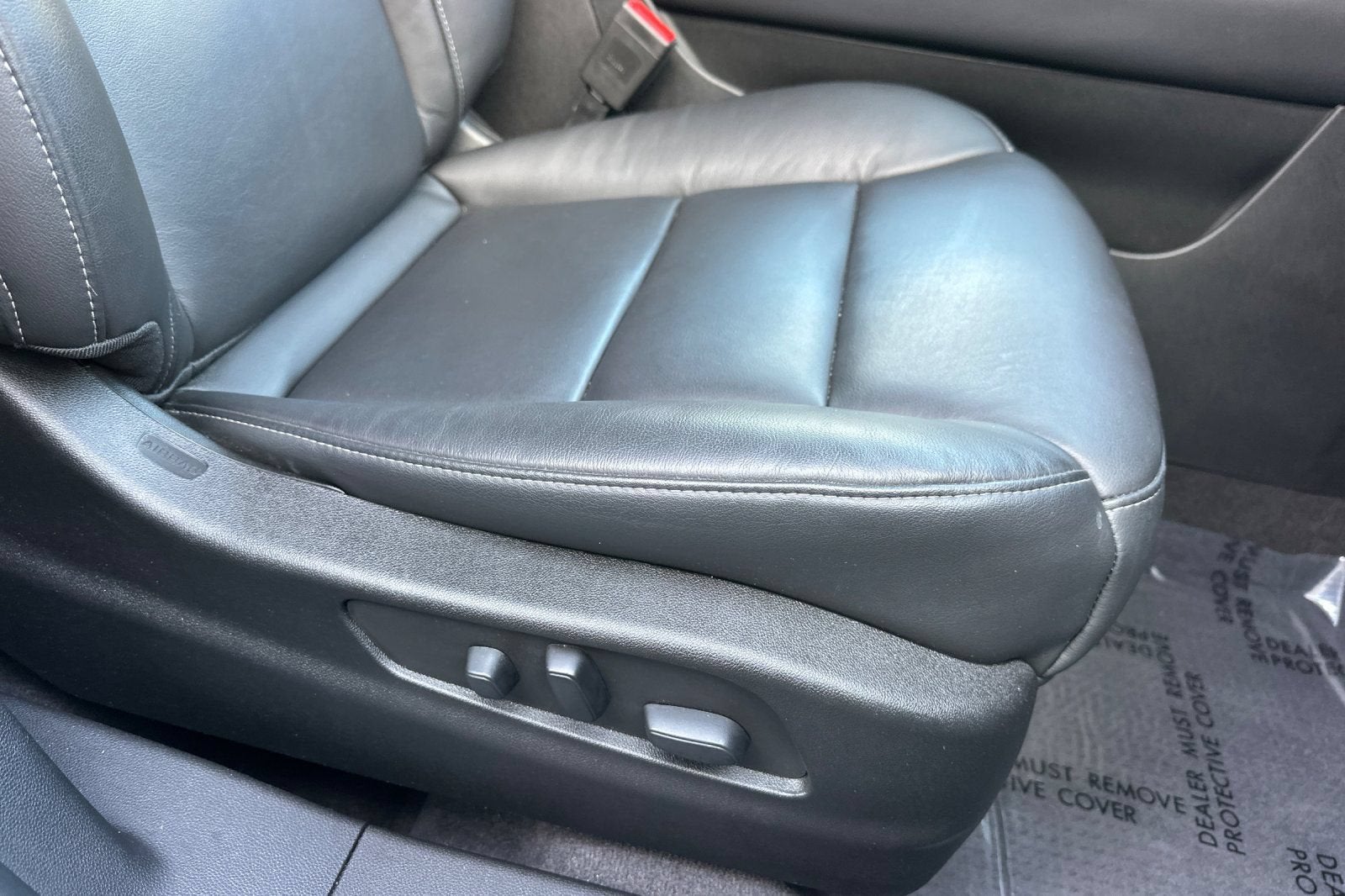 2023 Cadillac XT4 FWD Premium Luxury