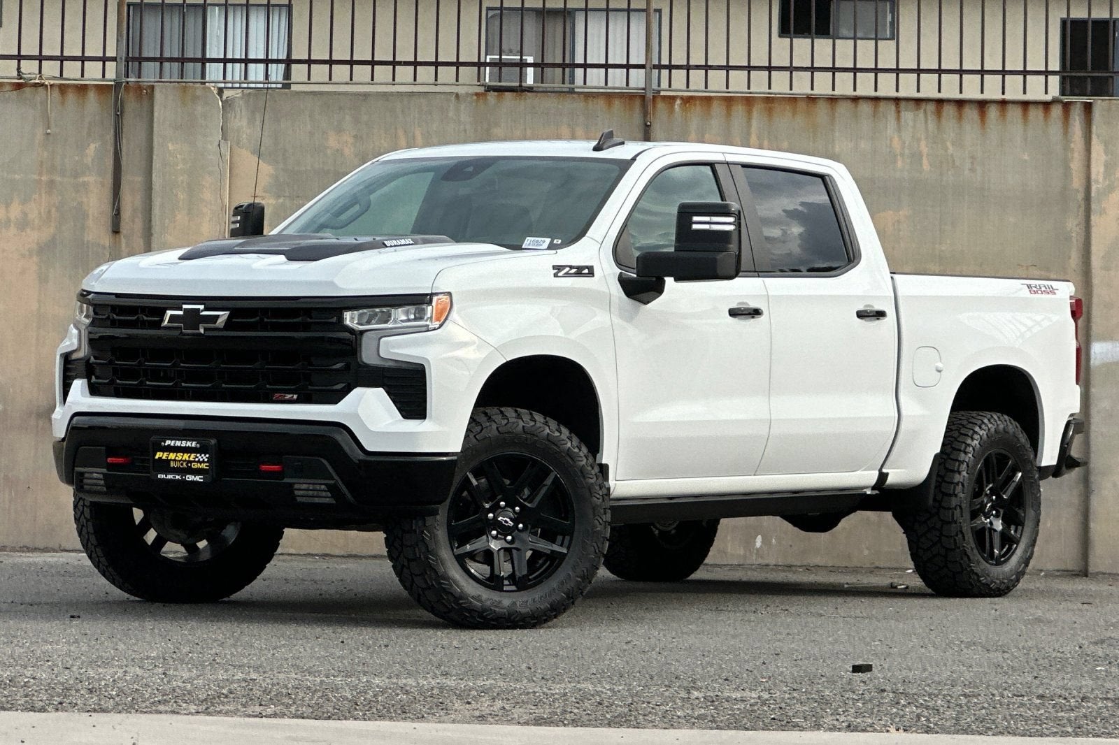 2025 Chevrolet Silverado 1500 LT Trail Boss
