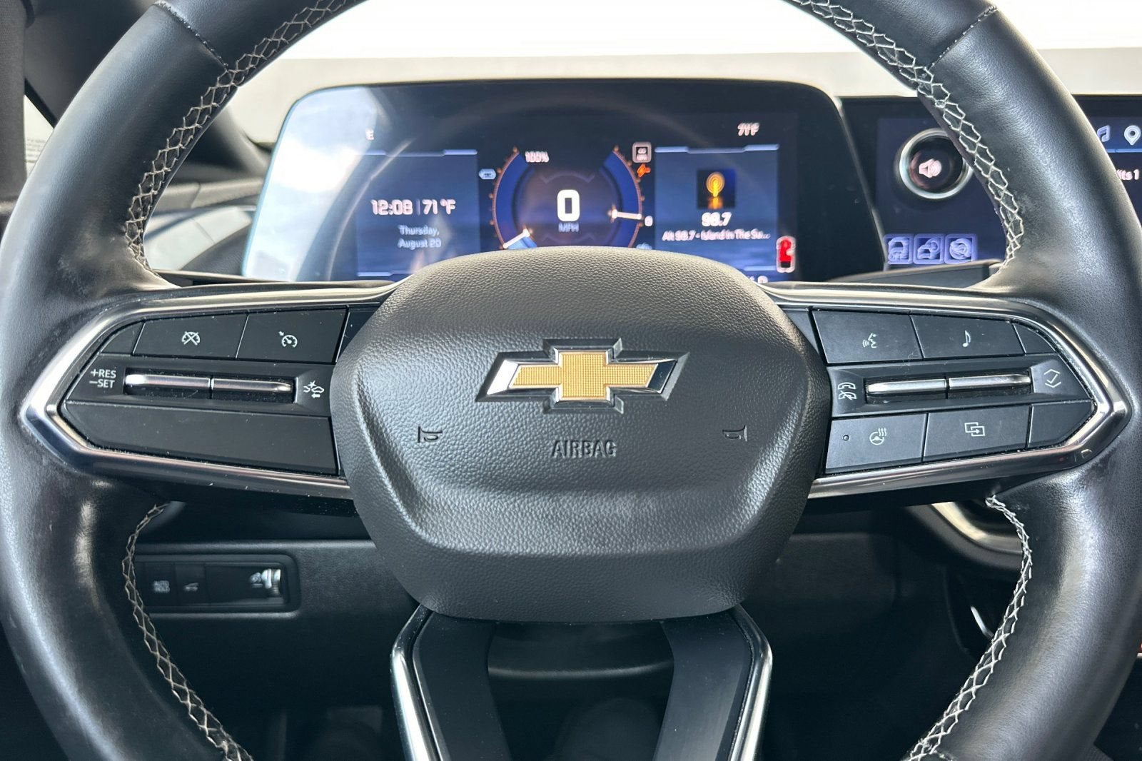 2024 Chevrolet Equinox EV 2LT