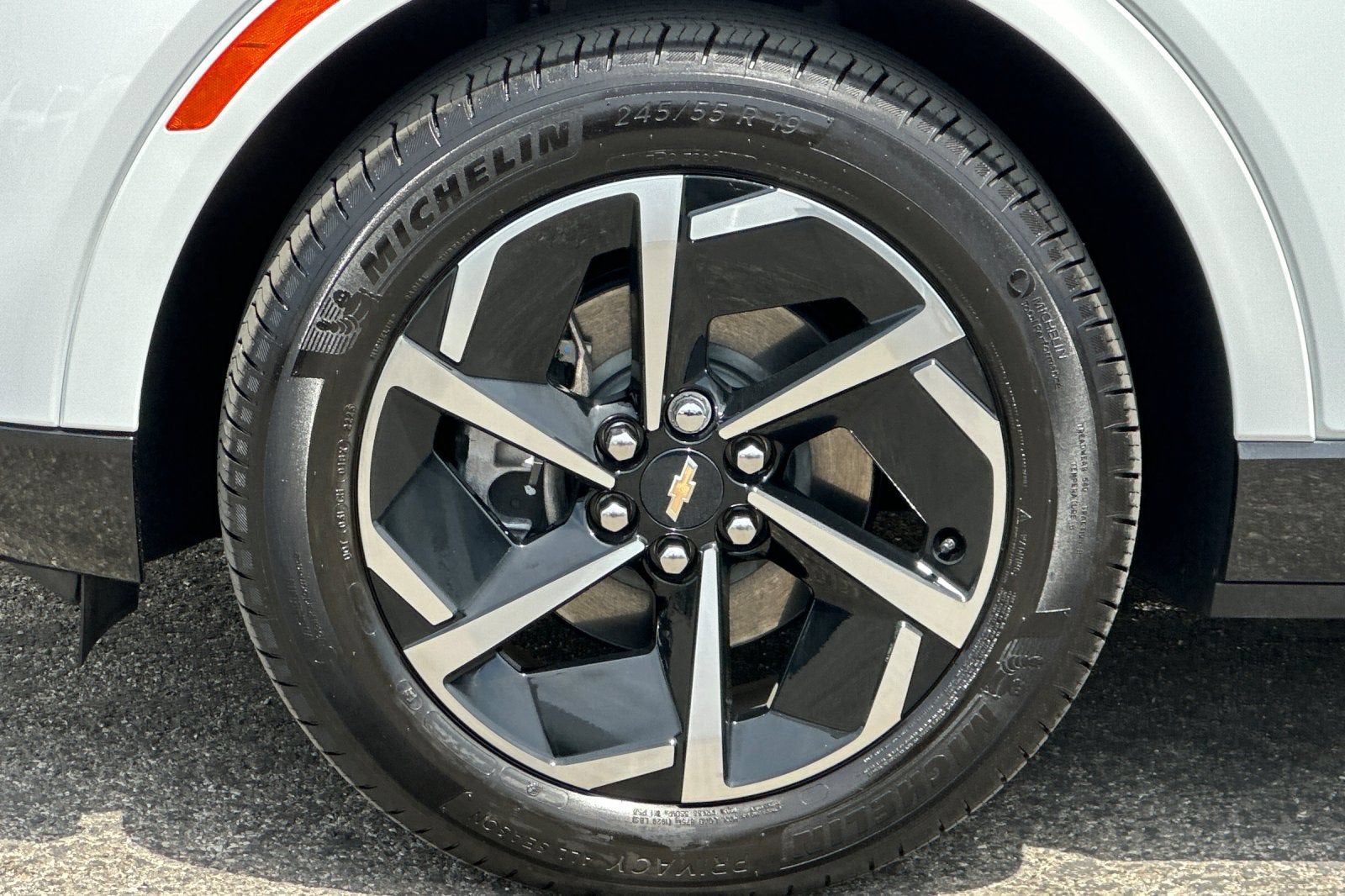 2024 Chevrolet Equinox EV 2LT