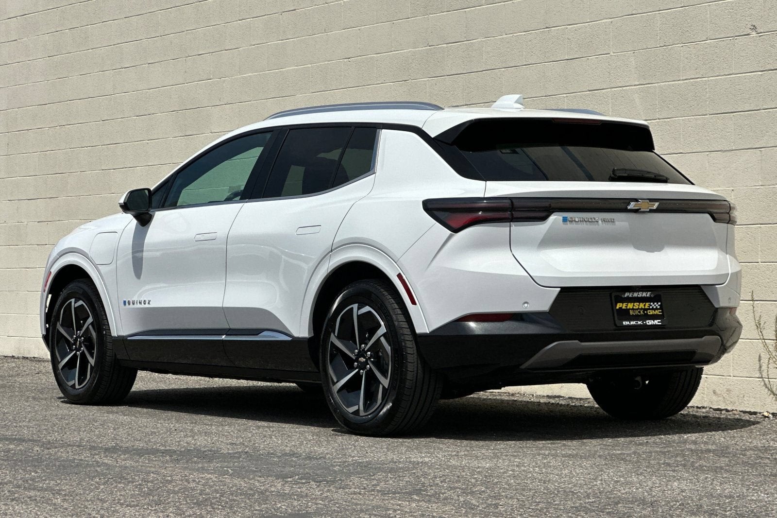 2024 Chevrolet Equinox EV 2LT