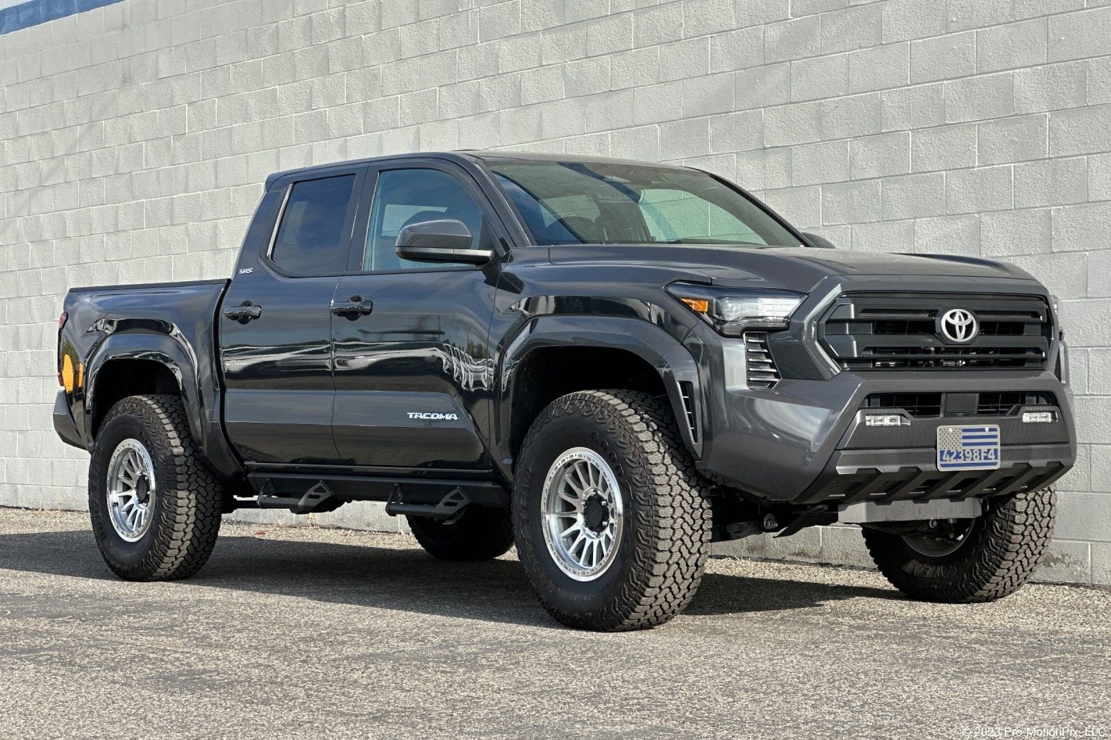 2025 Toyota Tacoma 2WD SR5