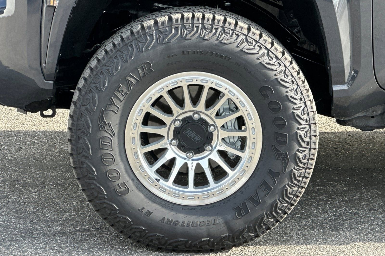 2025 Toyota Tacoma 2WD SR5