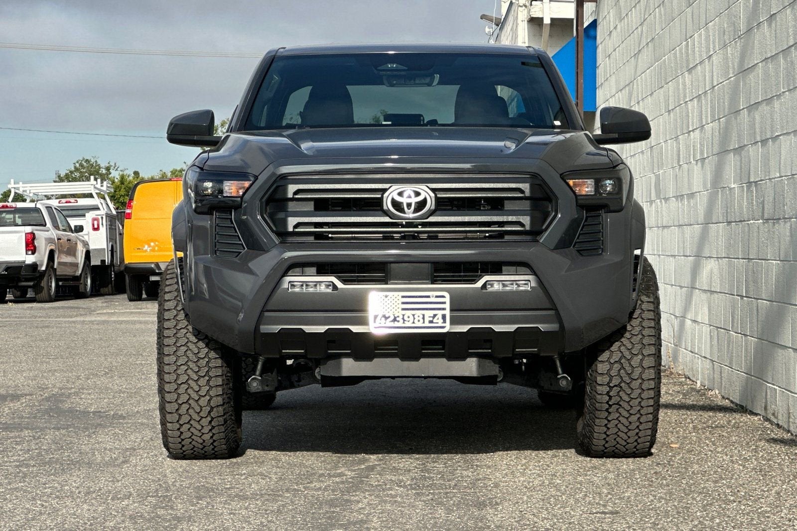 2025 Toyota Tacoma 2WD SR5