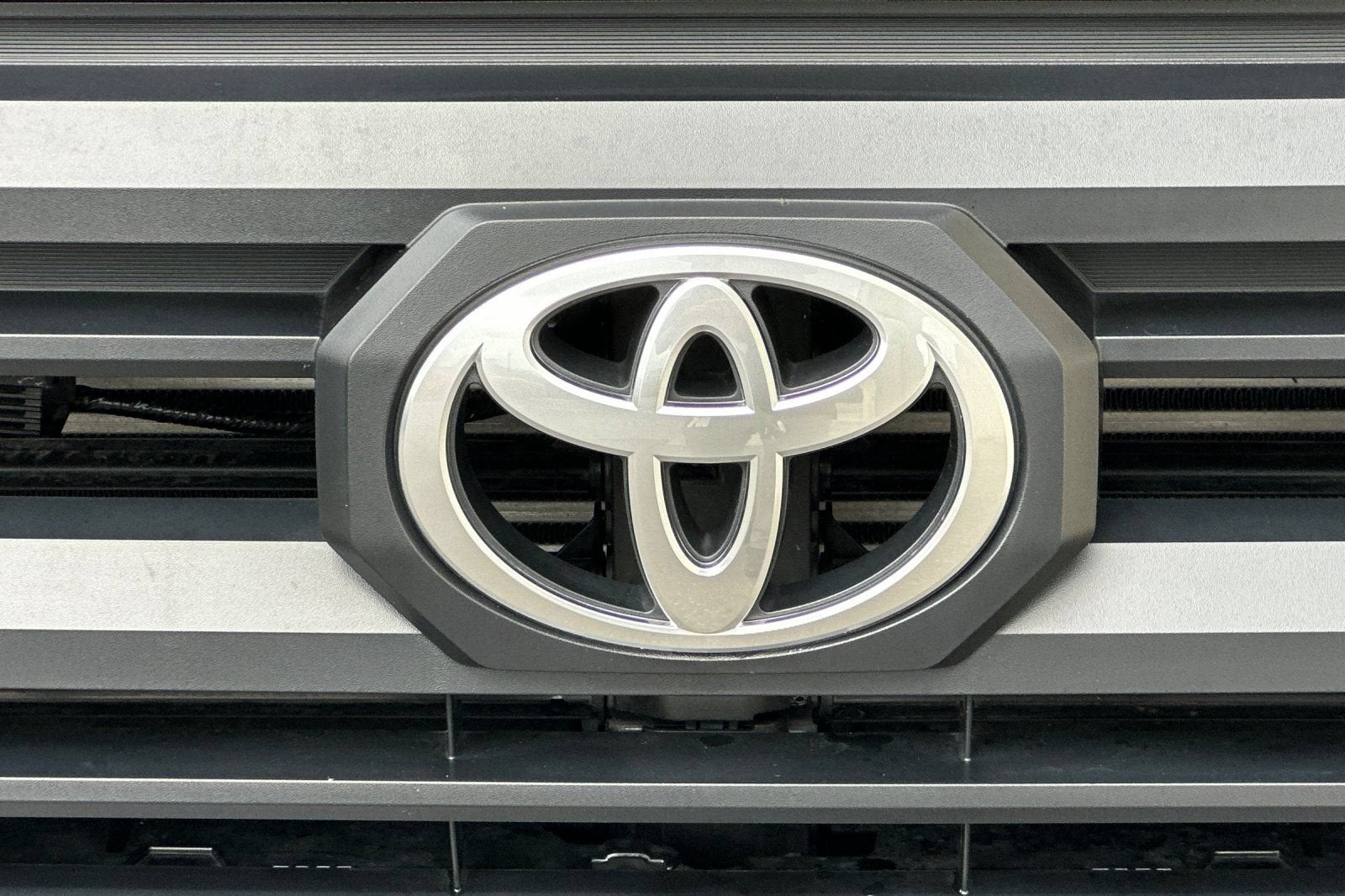 2025 Toyota Tacoma 4WD SR