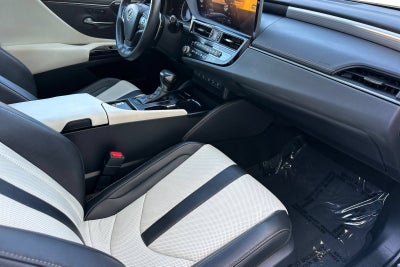 2023 Lexus ES ES 350 F SPORT Handling