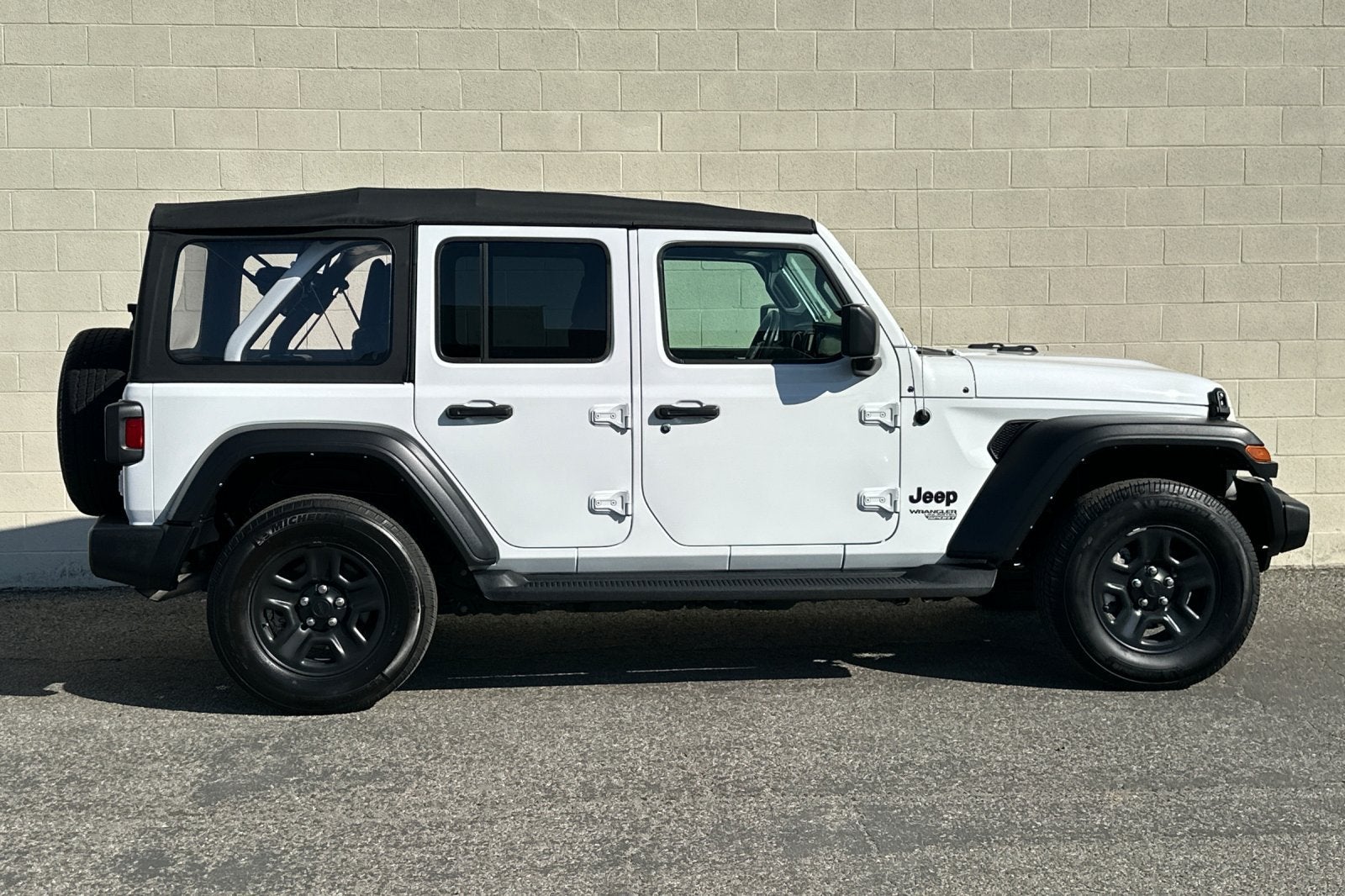 2021 Jeep Wrangler Unlimited Sport