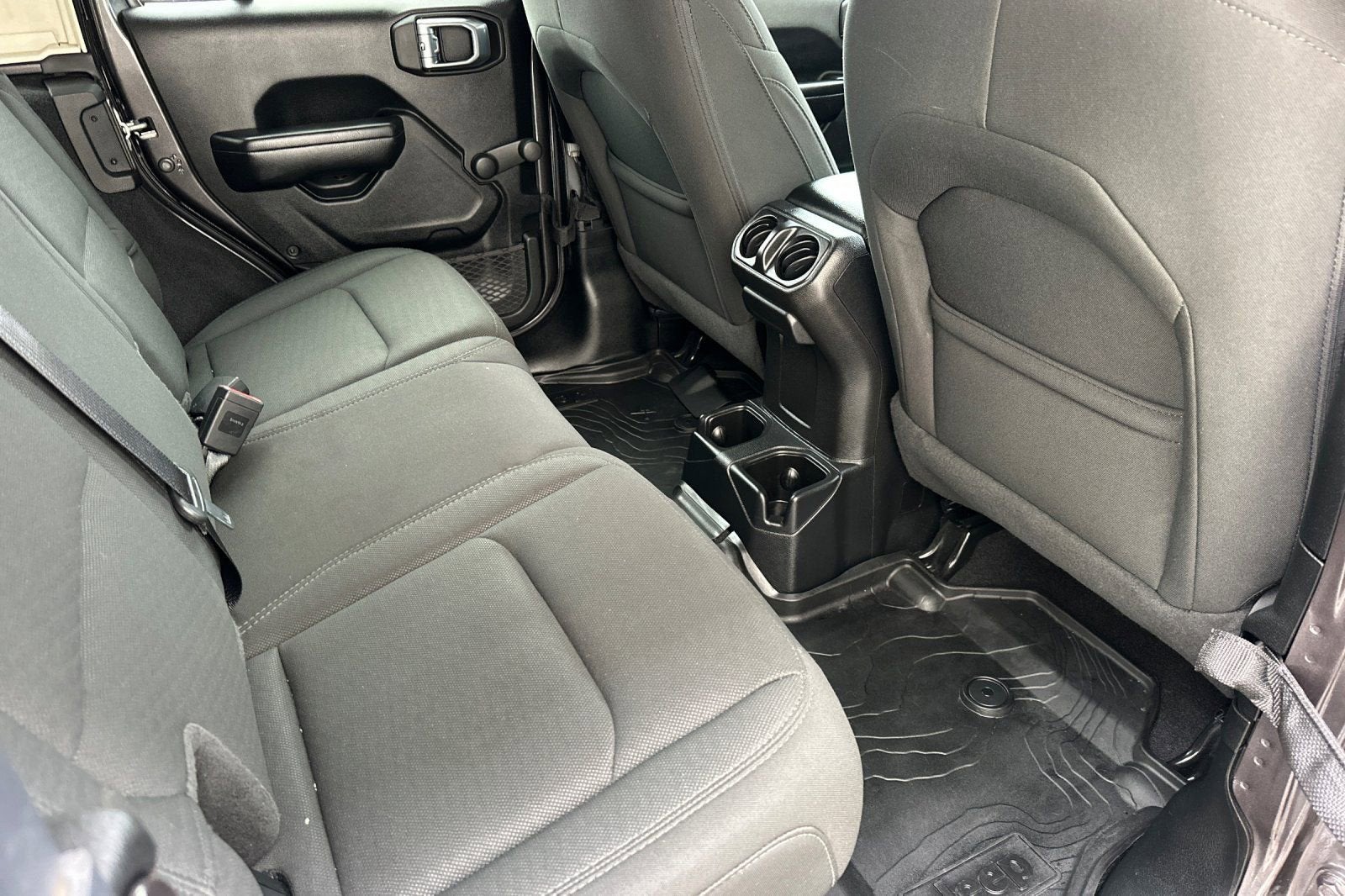 2021 Jeep Wrangler Unlimited Willys Sport