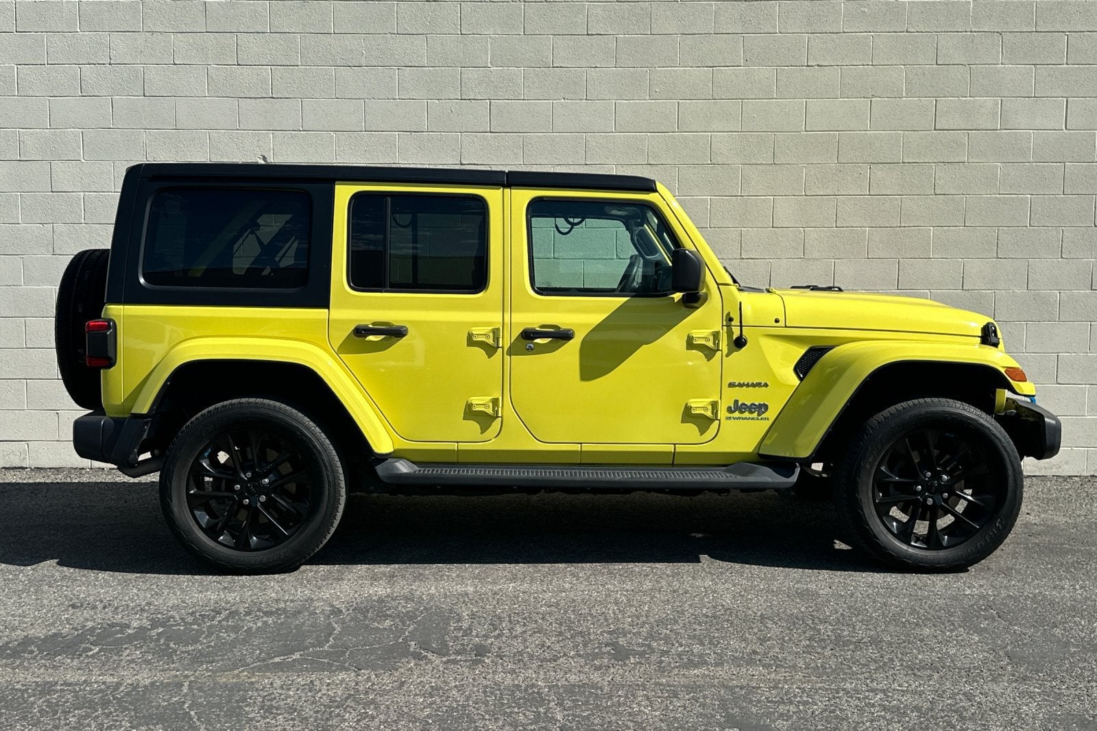 2023 Jeep Wrangler 4xe Sahara