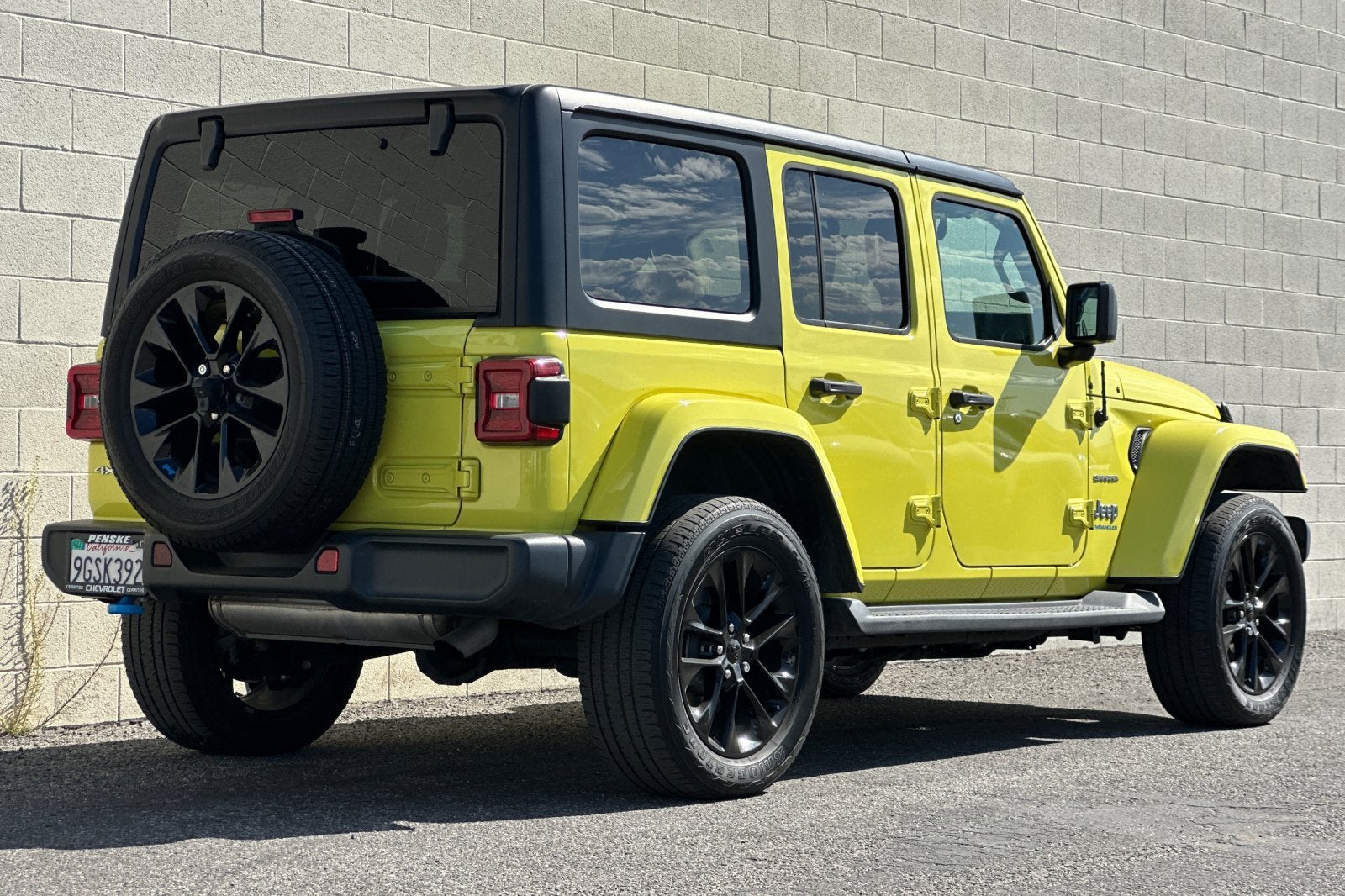 2023 Jeep Wrangler 4xe Sahara
