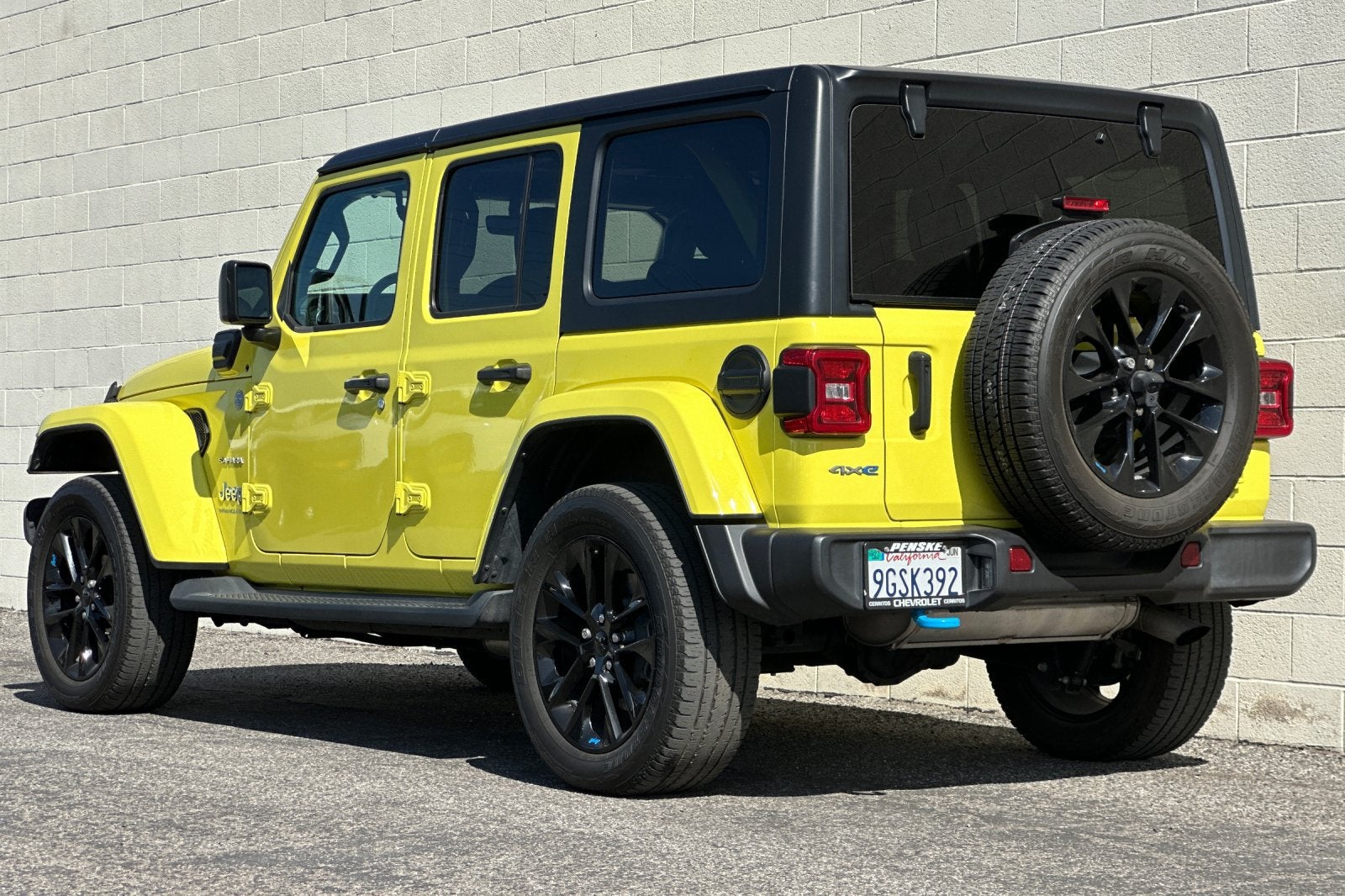 2023 Jeep Wrangler 4xe Sahara