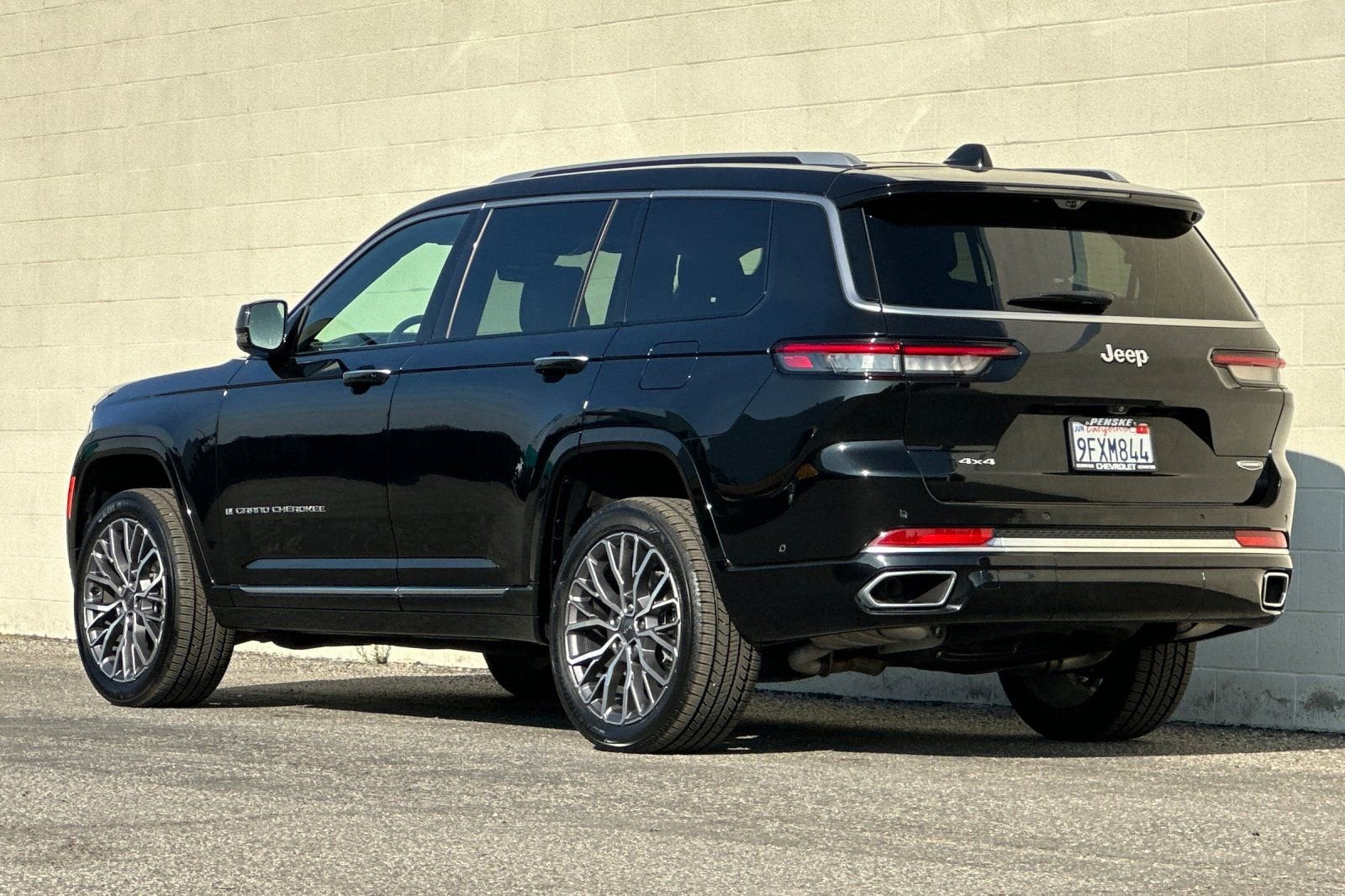 2023 Jeep Grand Cherokee L Summit Reserve