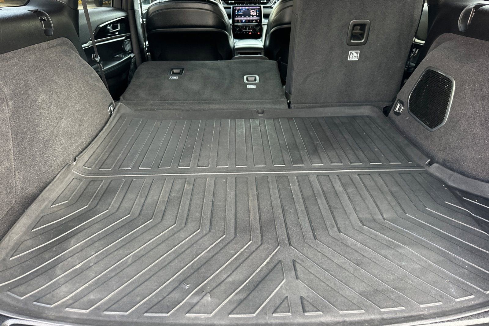 2023 Jeep Grand Cherokee 4xe Trailhawk