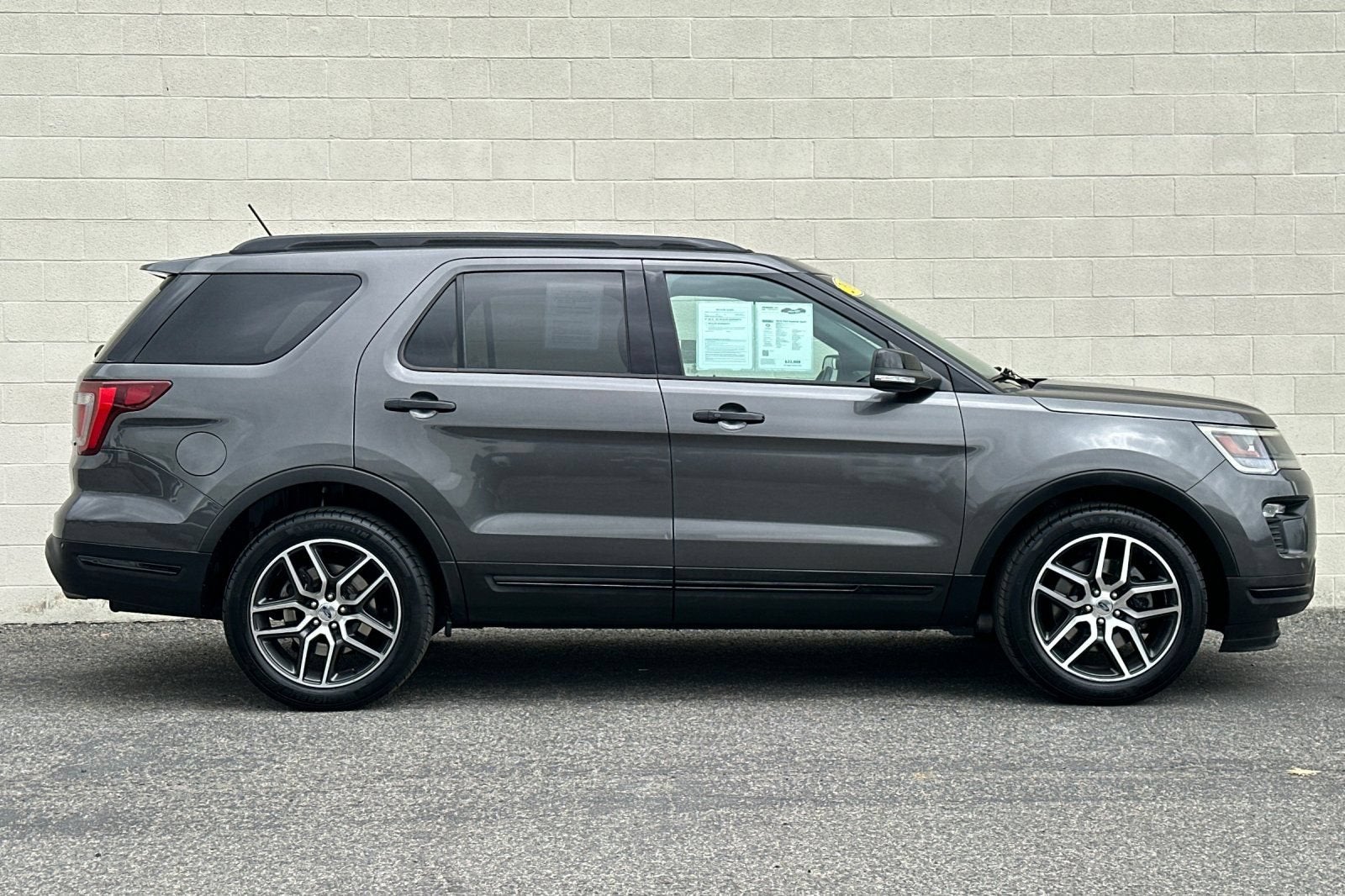 2019 Ford Explorer Sport