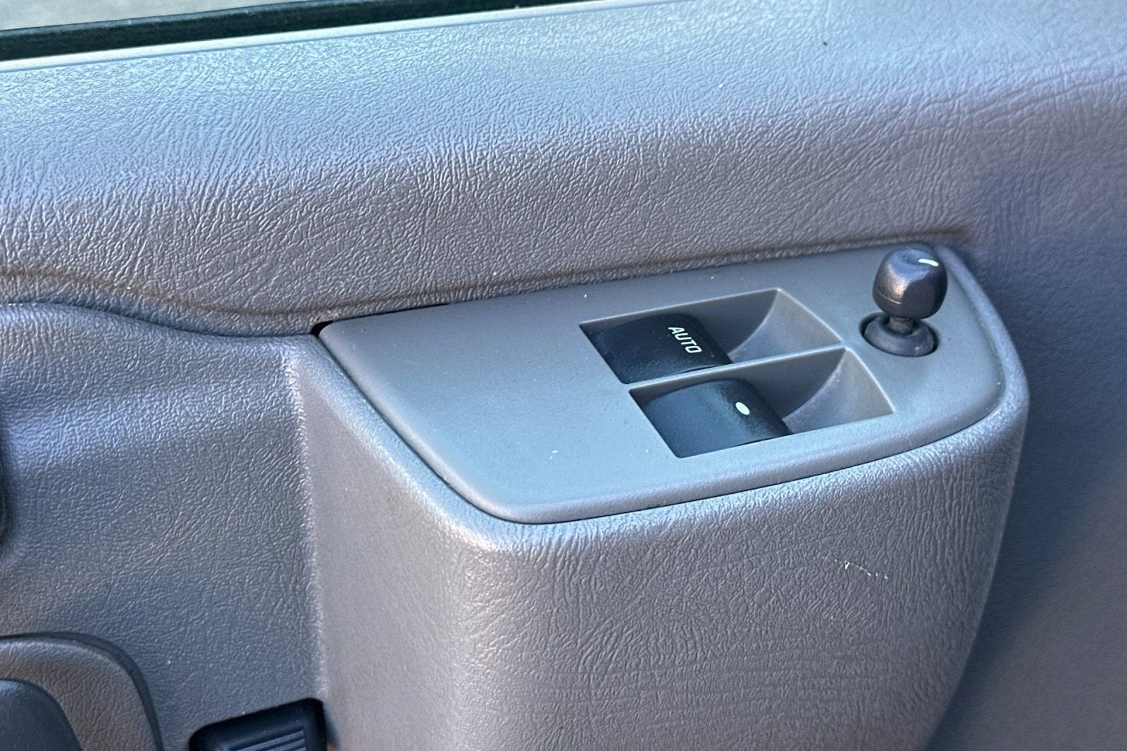 2019 Chevrolet Express Passenger 3500 LT