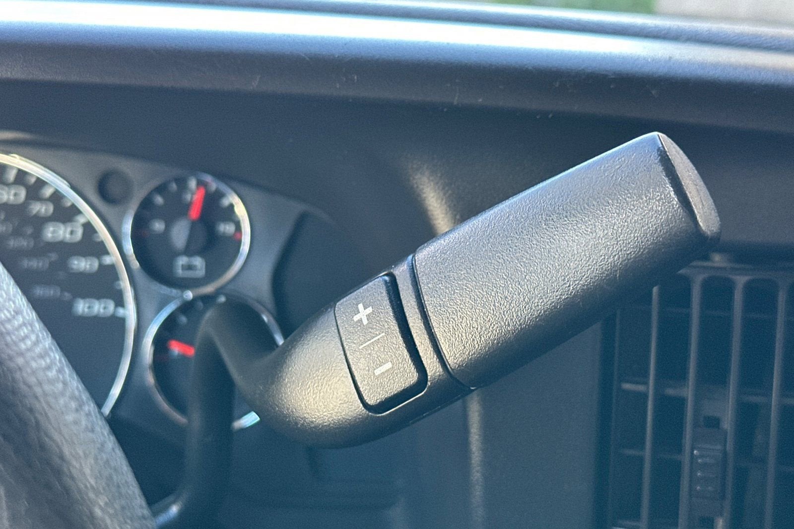 2019 Chevrolet Express Passenger 3500 LT